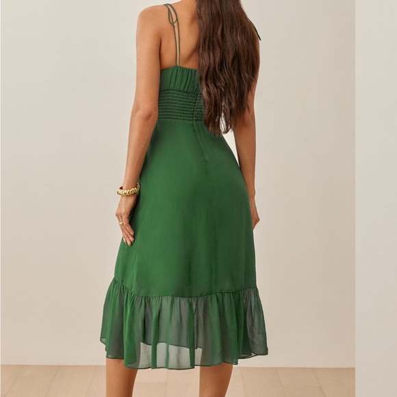✴️LAST CHANCE✴️ Reformation Embry Dress - Picture 5 of 10
